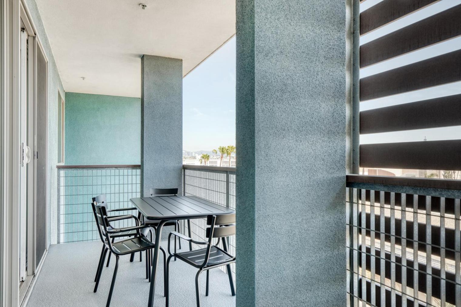 Marina Del Rey 2br W Pool Gym Nr Lax-637 *