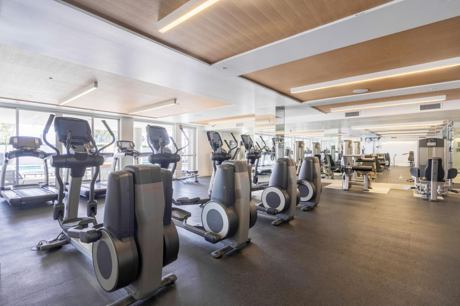 Apartamento Marina Del Rey 2br W Pool Gym Nr Lax-637 *